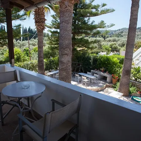 7 Islands 2* Spetses Town